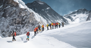 धवलागिरि हिमपातमा परी बेपत्ता तामाङको शव काठमाडौँ ल्याइयो।