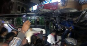बारामा बस दुर्घटना हुँदा एक जनाको मृत्यु, ११ जना घाइते