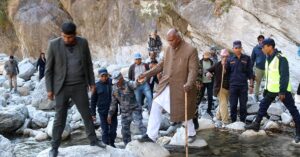 काठमाडौंमा पानी ल्याउन मेलम्ची पुगे खानेपानी मन्त्री