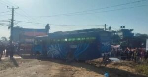 पोखरा लेखनाथ महोत्सवको प्रवेश गेटमा बस दुर्घटना, एक व्यवसायीको मृत्यु