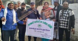 चिसो बढेसँगै सर्लाहीमा निःशुल्क दाउरा वितरण