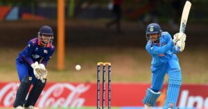 भारतले नेपाललाई दियो २९८ रनको लक्ष्य