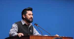 रवि लामिछानेको प्रश्न : सहकारीका ठगहरूलाई कारबाही गर्न कसले रोकेको छ ?