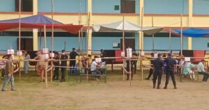 बझाङमा उत्साहपूर्वक मतदान हुँदै