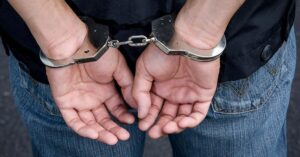 ललितपुरमा प्रहरीको छापा : सुन गाल्ने मेसिन र ५० लाखसहित ५ जना पक्राउ