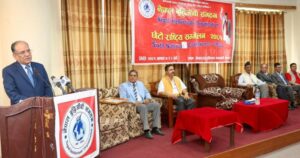 बुद्धिजीवीहरू परिवर्तनका पक्षमा खुलेर बोल्नुस्, लेख्नुहोस्ः प्रधानमन्त्री