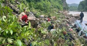 मर्स्याङदी नदीमा खसेको बसमा ४१ जना यात्रु (नामावलीसहित)