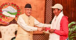 प्रकाश तामाङले भेटे प्रधानमन्त्री