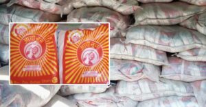 जुम्लामा स्थानीयलाई वडा कार्यालयबाट नुन वितरण