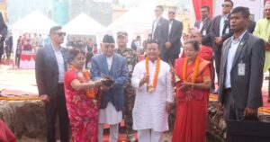 भाटभटेनी प्रमुख गुरुङले दिएको जमिनमा एमाले मुख्यालयको शिलान्यास