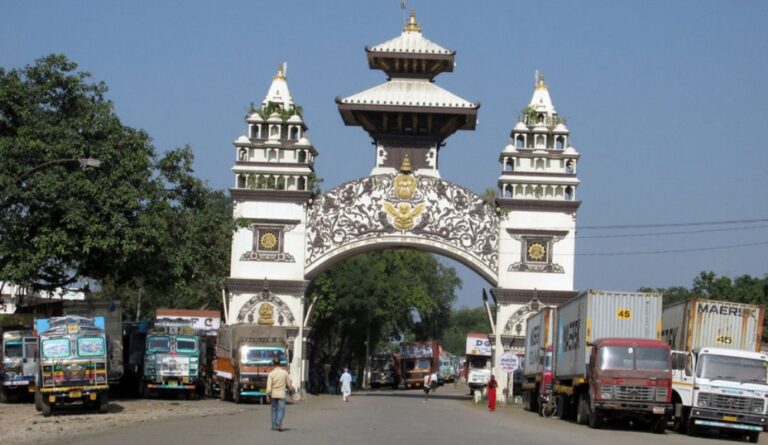 पेट्रोलियम पदार्थ र सवारीसाधन आयातमा निर्भर वीरगञ्ज भन्सार