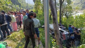 हुम्लाको चंखेलीमा जीप दुर्घटना, बाबुछोरीसहित ३ जनाको मृ*त्यु