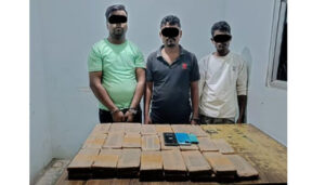 २२ किलो लागूऔषध चरेशसहित तीन जना पक्राउ