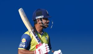 लुम्बिनीविरुद्ध विराटनगरका लोकेशले बनाए अर्धशतक