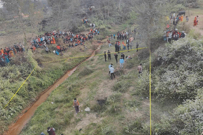 धनुषामा बोराभित्र एक युवकको शव फेला