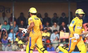 मध्यम लक्ष्य पछ्याएको सुदूरपश्चिमले पावर प्लेमै जोड्यो बिनाक्षति ४८ रन