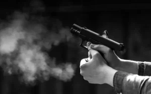 धनुषामा गोली हानेर लागूऔषध कारोबारी पक्राउ