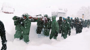 उत्तराखण्डमा हिमपहिरो, हालसम्म ४ जनाको मृत्यु