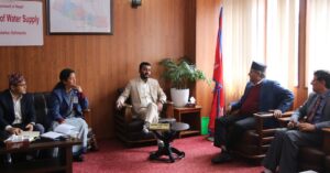 मन्त्री यादव र मुख्यमन्त्री आचार्यबीच भेटर्वार्ता