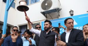 घण्टी बजाउँदै पुनः पार्टीको जिम्मेवारीमा फर्किए सभापति रवि लामिछाने