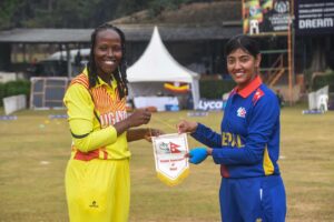 युगान्डाविरुद्ध टस जितेर पहिले बलिङ गर्दै नेपाल