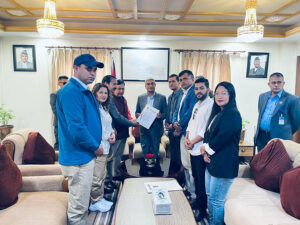 सञ्चारमाध्यमलाई निसाना बनाउनेलाई कारबाही गर्छौं : गृहमन्त्री लेखक