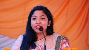 सुनिता डंगोल भन्छिन्– स्टन्ट र गाली गरेर देश बन्दैन