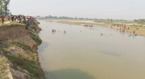 दानव खोलामा बेपत्ता तीन मध्य एक बालक मृत फेला