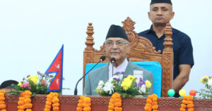 जनतालाई पवित्रभावका साथ सेवा दिएर लोकतन्त्रलाई बलियो बनाउनुपर्छ : प्रधानमन्त्री