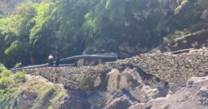 चुम्चेत लघुजलविद्युत् आयोजना मर्मत   