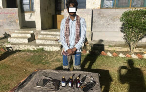 सीमानाकाबाट हतियार र लागुऔषधसहित भारतीय युवक पक्राउ