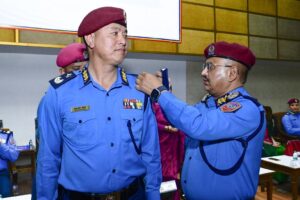 ६ जना प्रहरी अतिरिक्त महानिरीक्षकहरू दर्ज्यानी चिह्नद्वारा सुशोभित