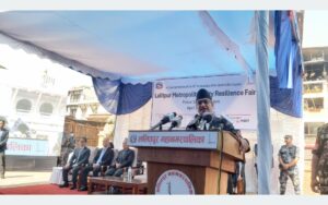 प्रकृतिलाई बिगारेर आफैँ जोखिम ननिम्त्याऔँ : गृहमन्त्री लेखक