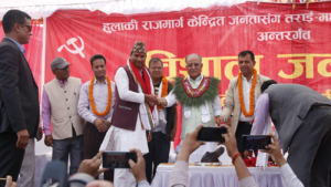 नेसपा केन्द्रीय सदस्य साहसहितका नेताहरू माओवादीमा प्रवेश