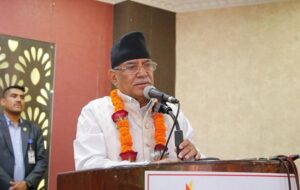 हामीसँग अहिले बन्दुक छैन, प्रचारमार्फत नै बुर्जुवाहरूसँग लड्नुपर्छः अध्यक्ष दाहाल