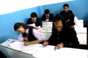 कक्षा १२ को परीक्षामा ७३ वर्षीया महिलाको सहभागिता