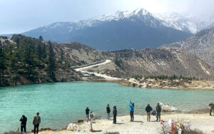 पर्यटक लोभ्याउने मुस्ताङको ‘ढुम्बाताल’