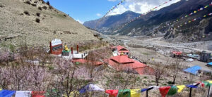 मनाङगाउँमा गुरु फुन्चोक रिम्पुछेले निर्माण गर्नु भएको मिलेरेपा पार्क