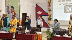 प्रधानमन्त्रीले गरे मधेशका ८ जिल्लामा बन्ने ३२० किलोमिटर कालोपत्र सडक शिलान्यास