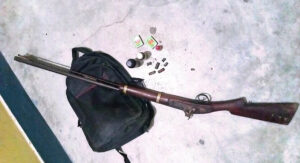 भरुवा बन्दुकसहित दुईजना पक्राउ