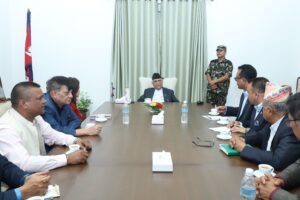 सुनचाँदी व्यवसायीलाई प्रधानमन्त्रीले भने– मिल्नेसम्मका माग पूरा गर्छु