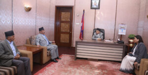 सदनको अवरोध हटाउनेबारे सभामुख र प्रचण्डबीच छलफल