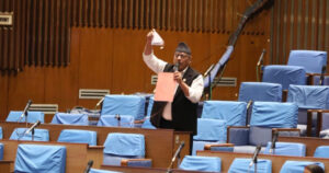 संसद् बैठकमै च्यातियो बजेट पुस्तक