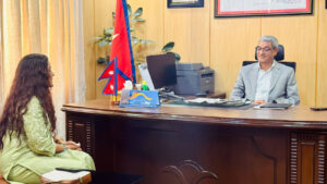 आमाको नामबाट नागरिकता पाइने भएपछि रेखा थापाले दिइन् गृहमन्त्री लेखकलाई धन्यवाद