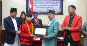 खेलाडीले देशको परिचय र प्रतिष्ठालाई माथि उठाउन योगदान गरेका छन् : प्रधानमन्त्री ओली