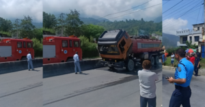 अमलेखगञ्जबाट काठमाडौं जाँदै गरेको पेट्रोलियम ट्यांकरमा खानीखोलामा आगलागी