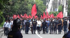 एमसीसी पुन सक्रिय विरोधमा नेकपाको काठमाडौंमा प्रदर्शन