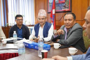 चाडबाड लक्षित यातायात व्यवस्थापनमा मन्त्री घिसिङको ७ बुँदे निर्णय: सुरुङमार्ग, सुरक्षा, सडक सुधारदेखि कन्ट्रोल रुमसम्म