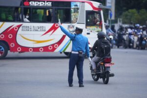 बबरमहल-बानेश्वर सडकमा सवारी आवागमन पूर्णरुपमा बन्द