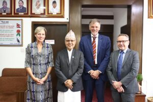 अर्थमन्त्री र विभिन्न मुलुकका राजदूतबीच शिष्टाचार भेट